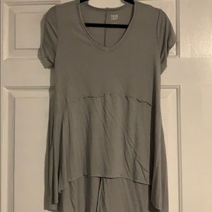 Peplum tee